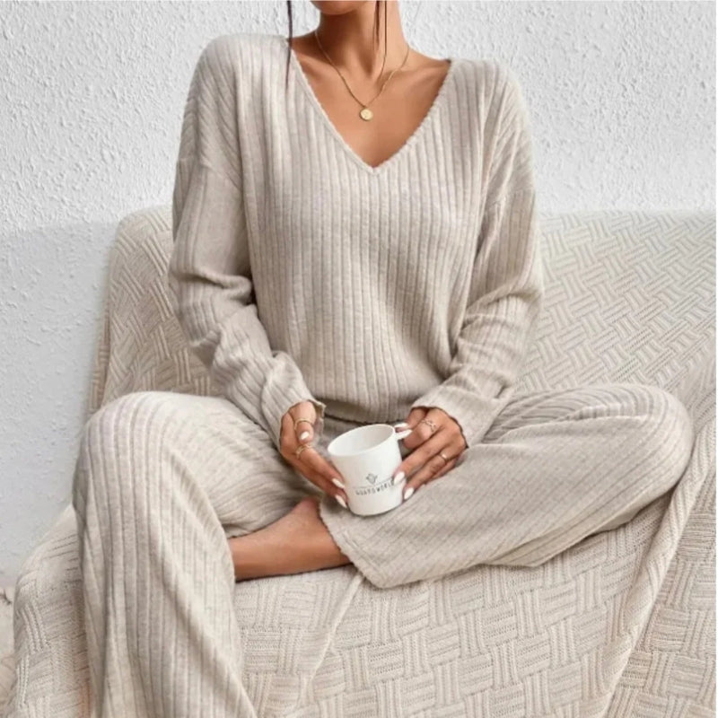 CLAIRE | Elegante conjunto de dos piezas de canalé