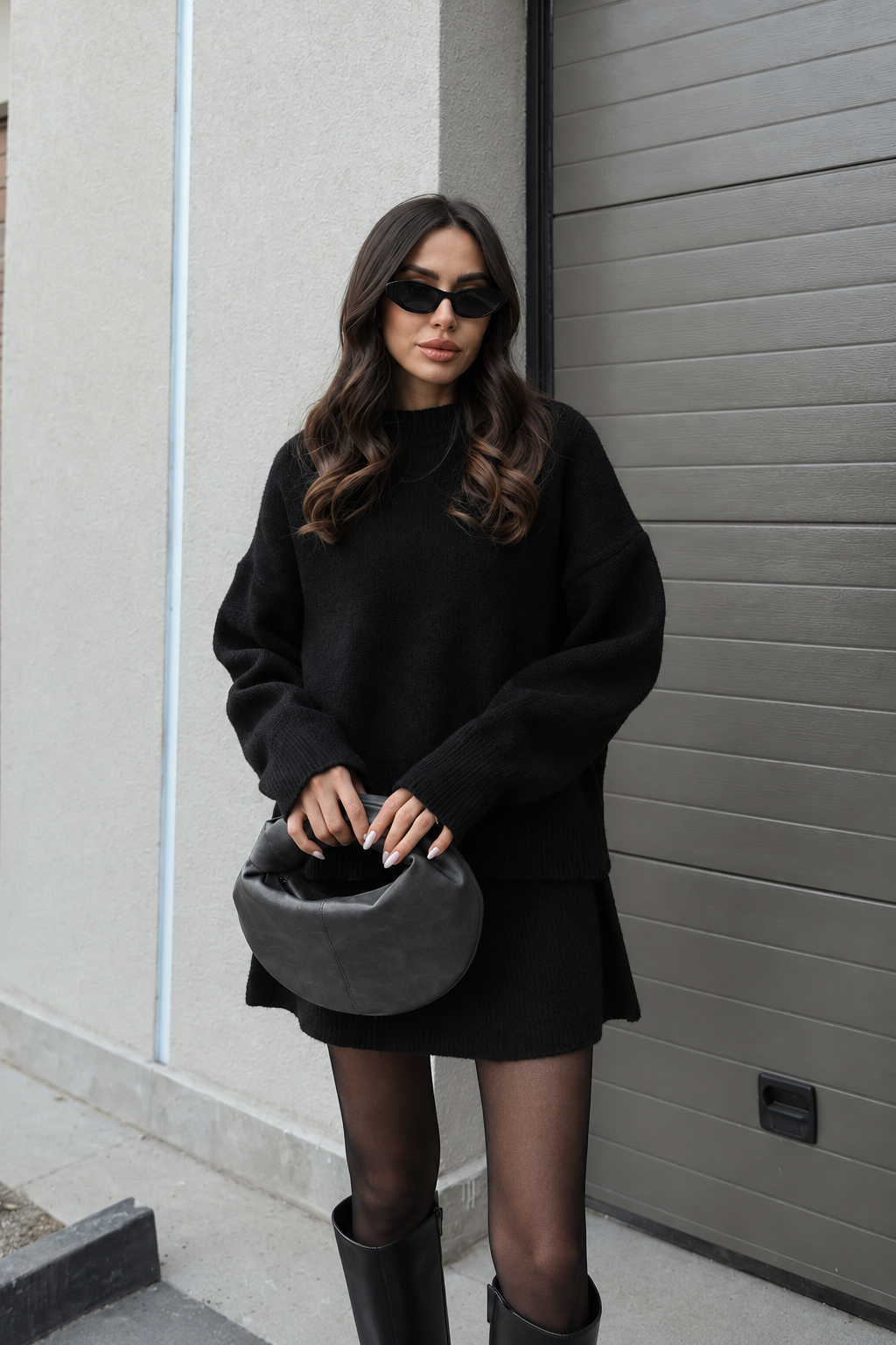 Helena | Elegante traje de falda de punto con un diseño sofisticado