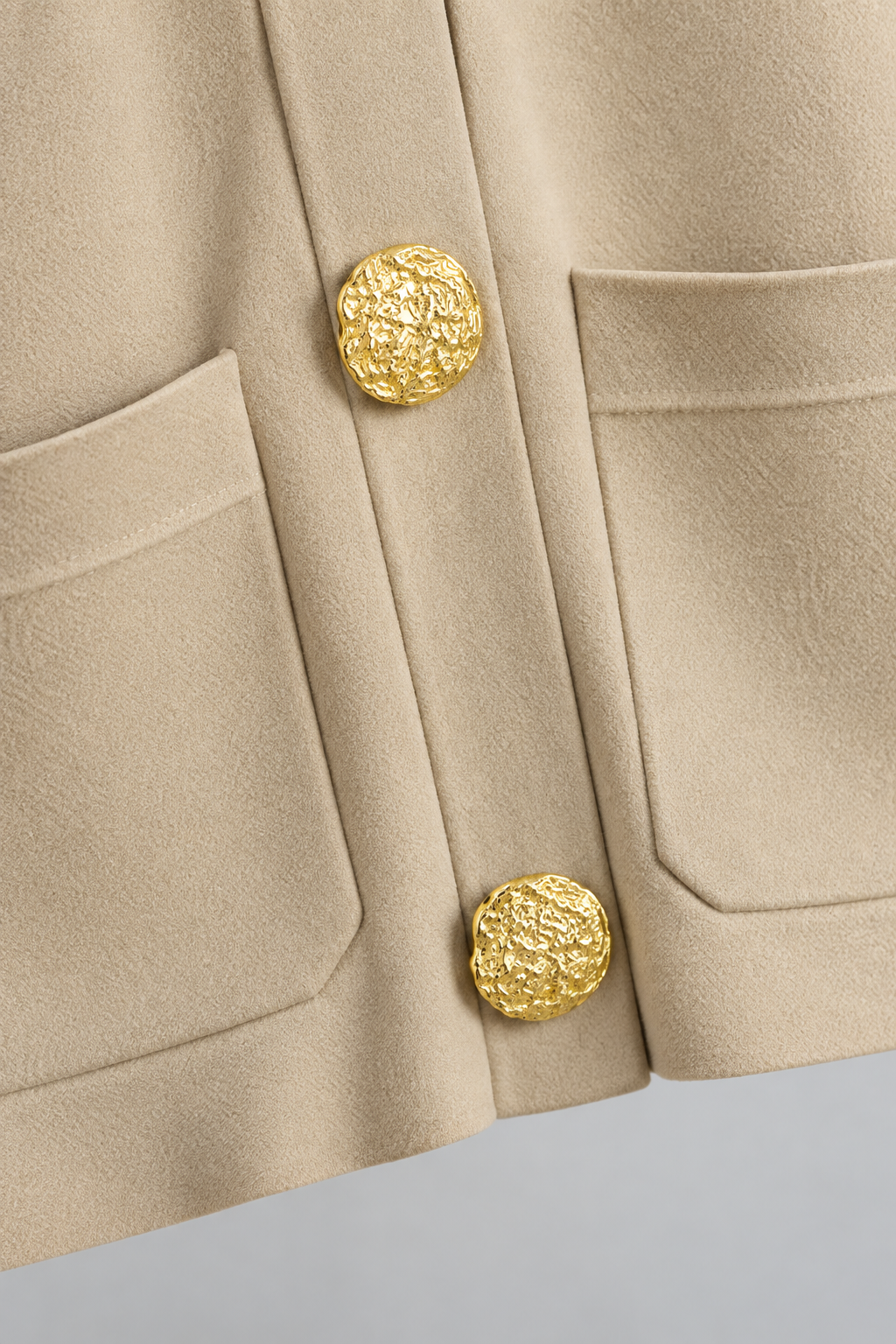 LIESELOTTE | ELEGANTE CONJUNTO DE DOS PIEZAS CON BLUSA DE BOTONES Y PANTALONES DE PIERNA ANCHA