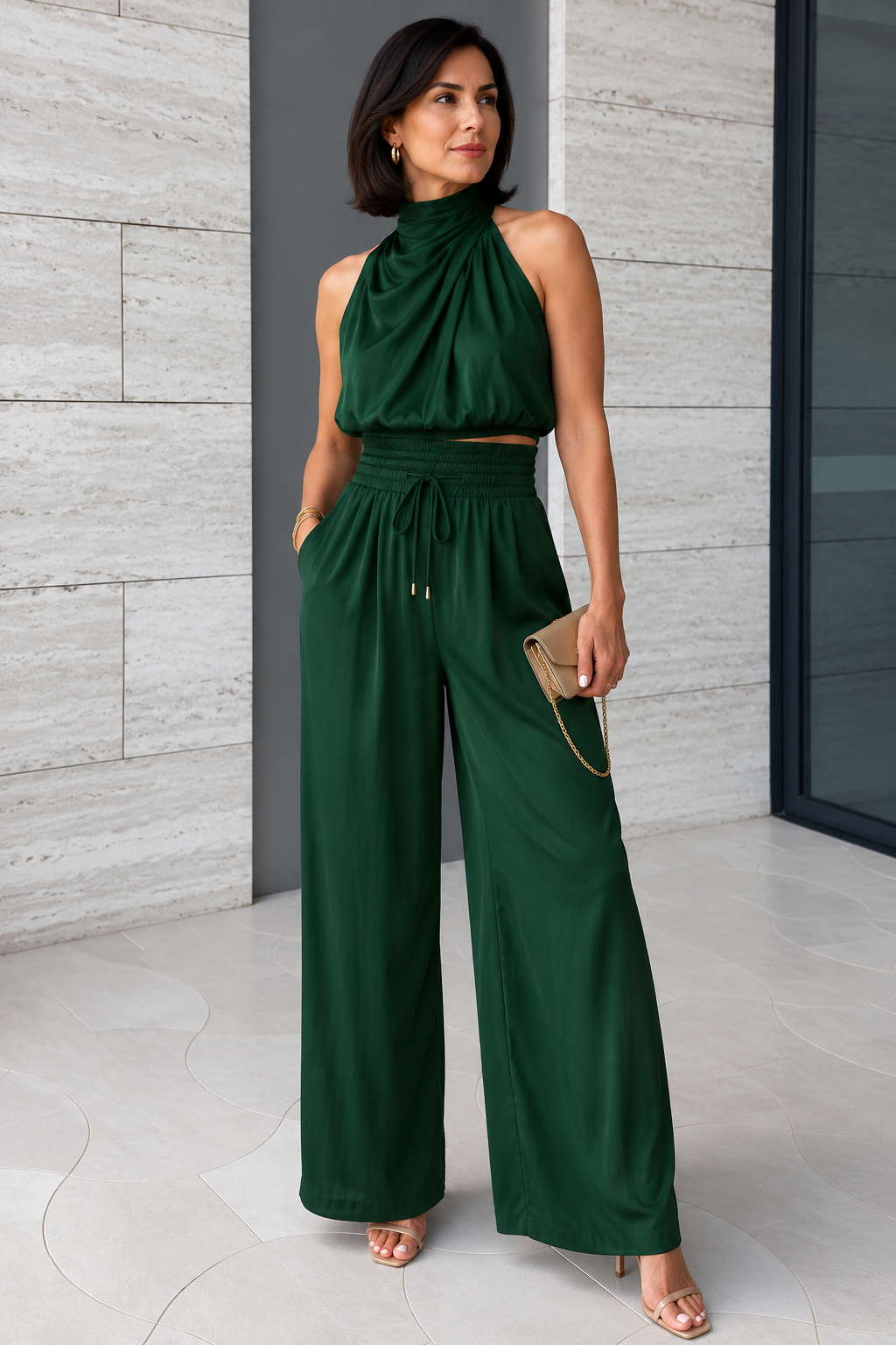 ELEANOR | Elegante conjunto de dos piezas con top halter y modernos pantalones de pierna ancha