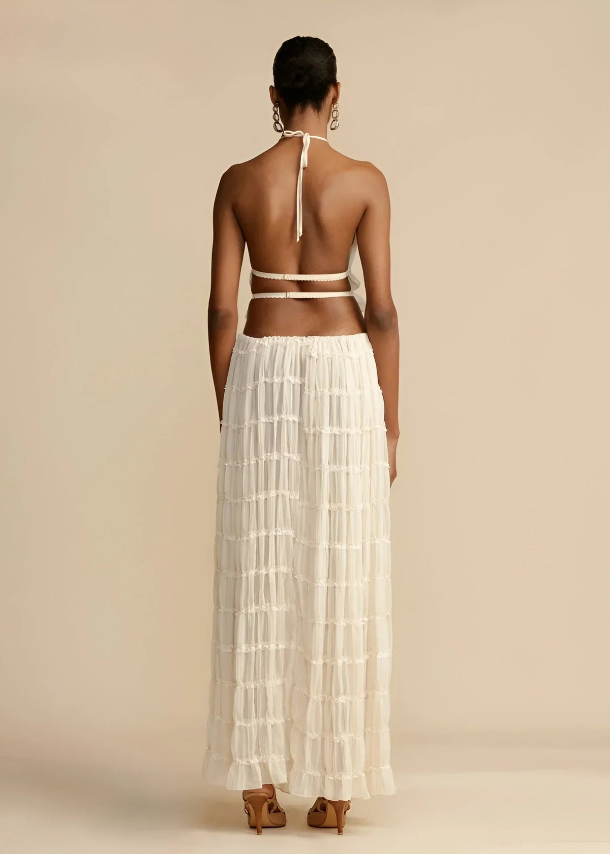 Leonie | Elegante conjunto de cuello halter con top y falda a juego